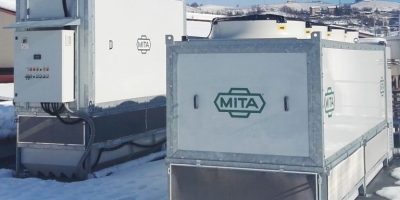 Condensador evaporativo y refrigerador adiabático en lácteos