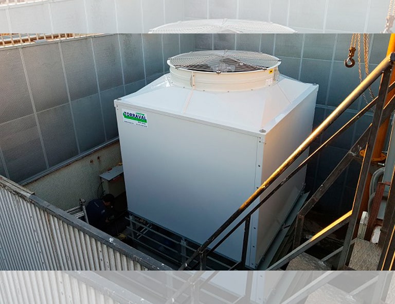 Refrigeration system of a urban hotel