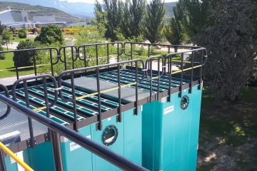 Barandillas, plataformas y trámes para torres de refrigeración