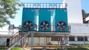 Torres de refrigeración de circuito abierto y tiro forzado TORRAVAL en industria papelera