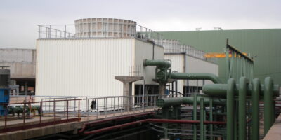 ¿De qué depende el rango de una torre de refrigeración?