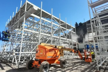 Renovación torres refrigeración de la planta industrial de Zabalgarbi.
