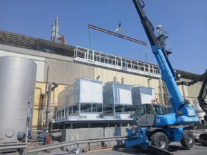 Sustitución de torres de refrigeración tras más de 30 años de servicio